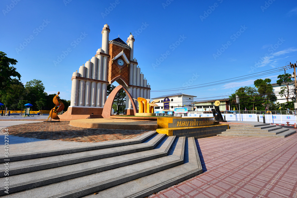 Wall mural khon kaen clock tower a famous place in mueang district, khon kaen, thailand