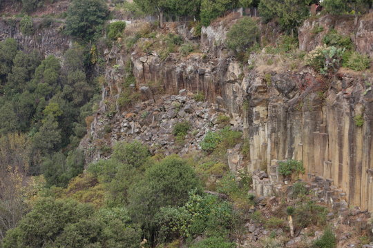 prismas basalticos  huasca de ocampo, m&eacute;xico