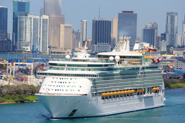 Navigator of the seas by royal caribbean leaving port of miami april 2020