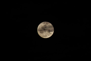 Luna desde El Salvador