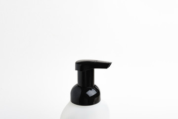 Top Cap Of Black & White Foam Hand Soap Pump Dispenser