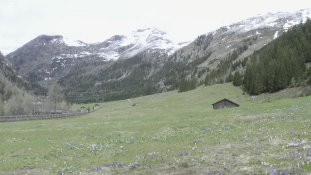 Felbertauern, Matreier Tauernhaus, Iseltal, Nationalpark, Hohe Tauern, Osttirol,  Weg, versperrt, Lawinengefahr, Weg, Stra&szlig;e, Au&szlig;ergschl&ouml;ss, Innergschl&ouml;ss, Zaun, Holzzaun, gesperrt, Matrei, Lienz, Tir