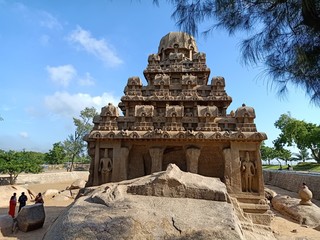 Mamallapuram : A world heritage place: Shore temple, Descent of the Ganges ,Pancha Rathas,Cave Temples ,The Shore Temple,structural temples 