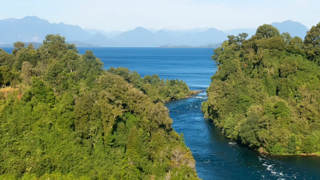 Birth of the Rio Bueno, leaving Lake Ranco. In the region of Los R&iacute;os, in Araucan&iacute;a or Patagonia, Chilean Andes. South of Chile.