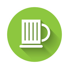 White Wooden beer mug icon isolated with long shadow. Green circle button. Vector Illustration