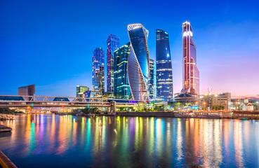 Высотки Сити Moscow city skyscrapers and reflection in the Moscow river