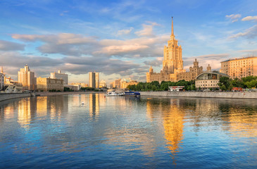 Obraz premium Гостиница Украина former hotel Ukraine
