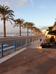 Obraz na płótnie Canvas Sonnenaufgang an der Promenade des Anglais in Nizza