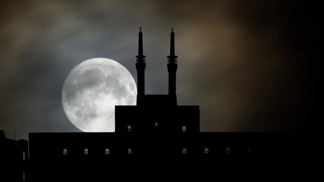 Amir Chakhmaq Mosque, Time Lapse by Night with Full Moon, Yazd, Iran