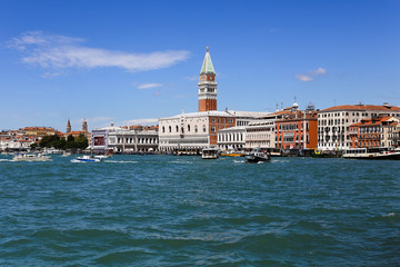 Fototapeta premium Venedig vom Wasser aus