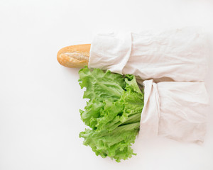 the baguette and the salad in zero waste bags