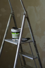 Repair tools Wallpaper green container