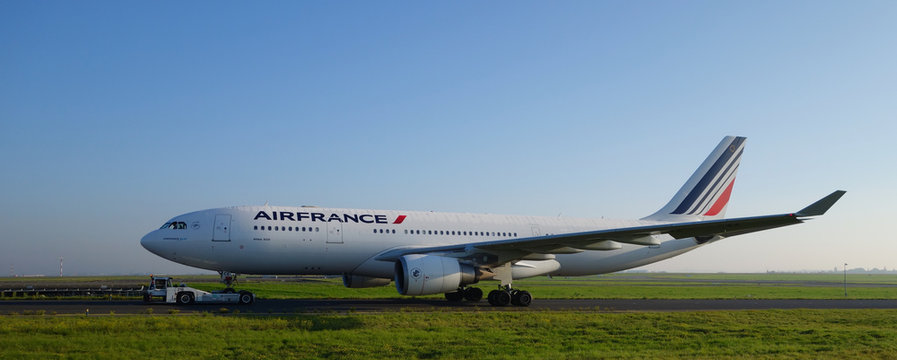 Air France A330 Roulage Vu Coté Bannière