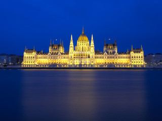 Parliament building in Budapest by night