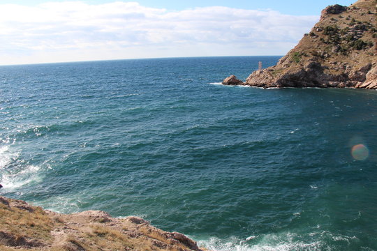 sea and rocks
