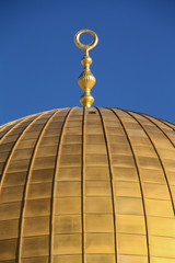 Fototapeta na wymiar The holy Dome of the Rock, Jerusalem, Israel