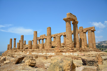 Fototapeta na wymiar The valley of the temples in Agrigento (Sicily)