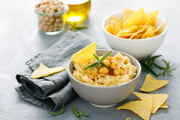 Homemade chickpea hummus with chips