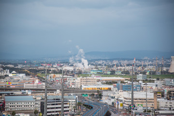 מפעל בז"ן במפרץ חיפה והצ'ק פוסט