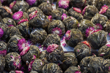 Fototapeta na wymiar Assorted tea and spices specialties in Istanbul Turkey, Grand Bazaar