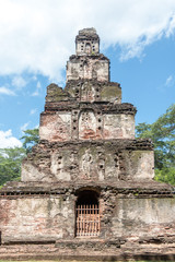Fototapeta na wymiar Polonnaruwa - Sathmahal Prasadaya - Temple