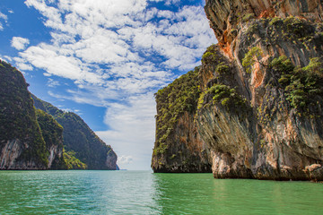 Obraz premium Thailand. Similan Islands. Landscapes of the Andaman Sea. Islands near Phuket. Phang Nga Bay National Park. Travel to Thailand. Sea cruise to Phuket. Landscapes of the Similan Islands.