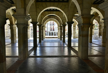 path between columns in the old town hall