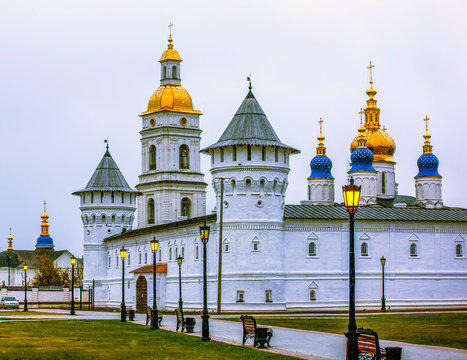 Lighted lights, on a cloudy day, near the Kremlin. Tobolsk. Tyumen region. Russia