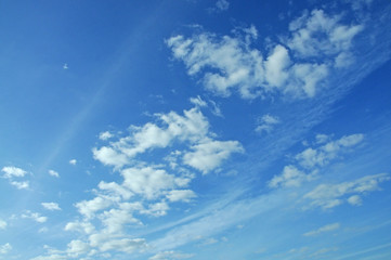 Naklejka na ściany i meble 青い空と雲