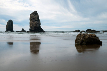 Obraz premium rocks on the beach