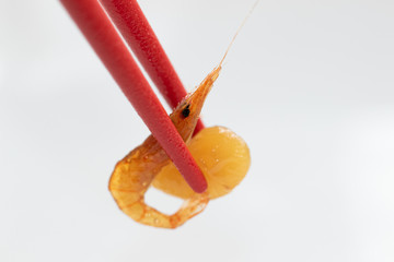 川エビと豆の煮物