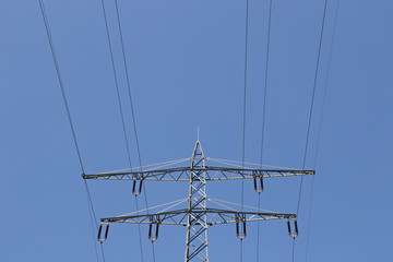 Strom-Leitungen