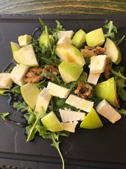 Apple salad