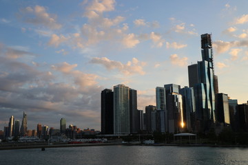 Fototapeta premium chicago skyline at sunset