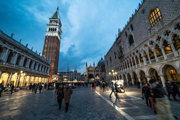 Fototapeta na wymiar Piazza San Marco - Venice - in the evening