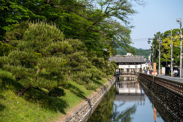 Fototapeta premium Bridge over a moat in Japan