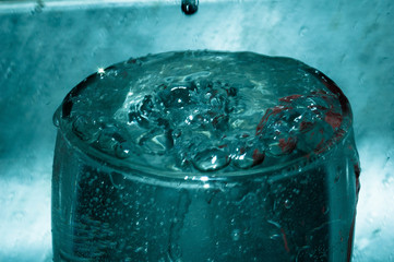 agua potable vaso liquido h22