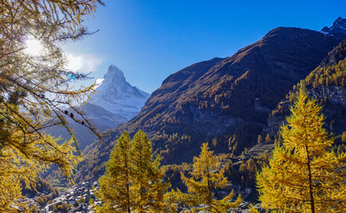 Zermatt und das Matterhorn im Herbst