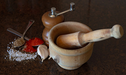 Canarian sauce and ingredients for its preparation in a home kitchen