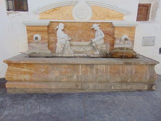 Fuente pública de Alcóntar. Almería