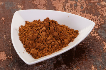 Cocoa powder in the bowl