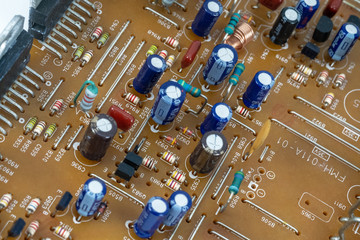 Composant électronique informatique