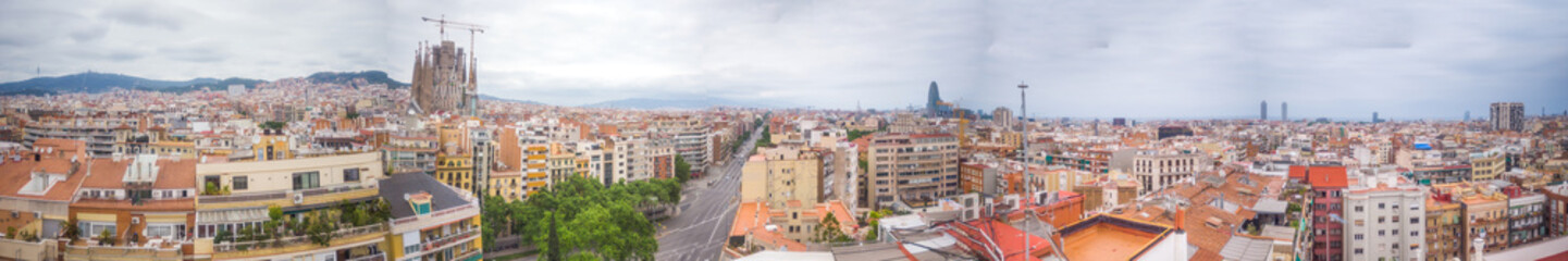 Obraz premium Spain, Barcelona, Aerial view of buildings in the Eixample quarter.