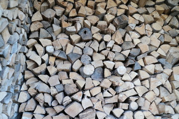 Storage of firewood for the stove in the country