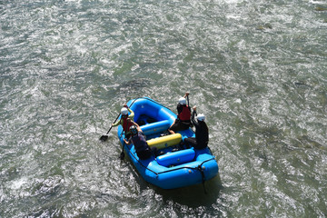 Obraz premium rafting fiume noce sport canoa gommone 