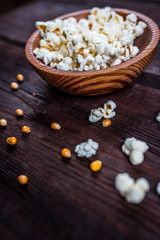 Popcorn in wood dish