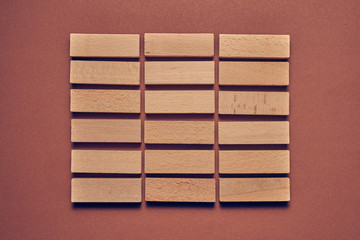 Biznesowa koncepcja drewniane klocki ułożone w konceptualnym wizerunku