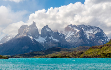 Obraz premium The Cuernos del Paine Andes peaks by Pehoe Lake, Torres del Paine national park, Patagonia, Chile.