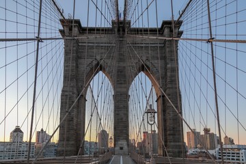 Fototapeta na wymiar brooklyn bridge new york city