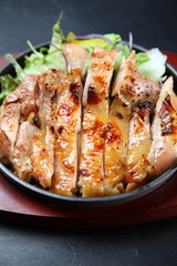 チキンのもろみ醤油焼き